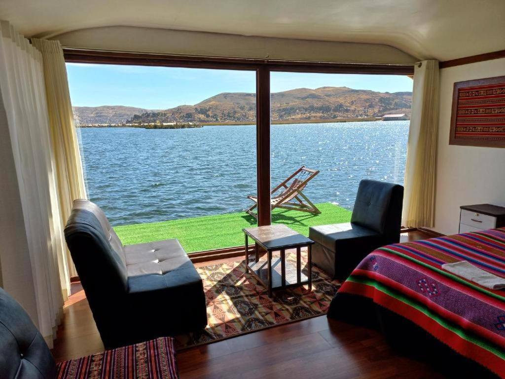 Uros Aruma-Uro On Uros Floating Islands Hotel Puno Eksteriør billede
