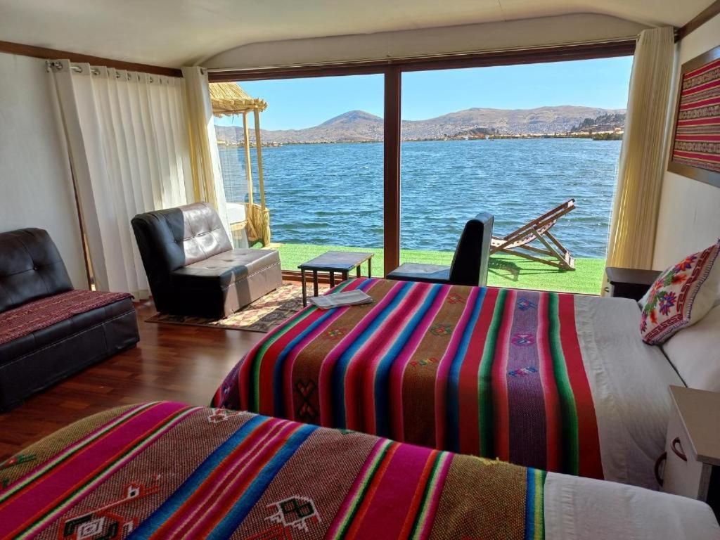 Uros Aruma-Uro On Uros Floating Islands Hotel Puno Eksteriør billede