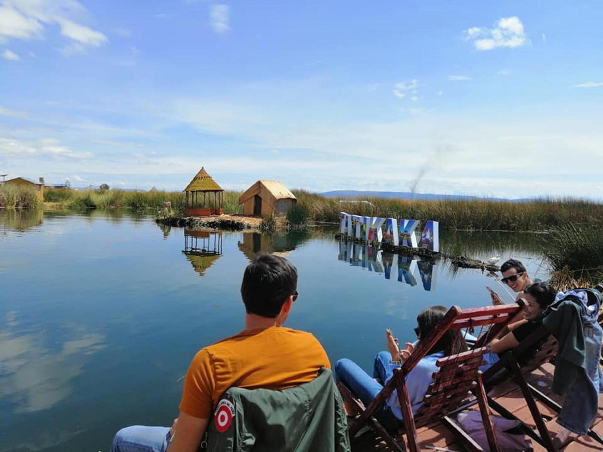 Uros Aruma-Uro On Uros Floating Islands Hotel Puno Eksteriør billede