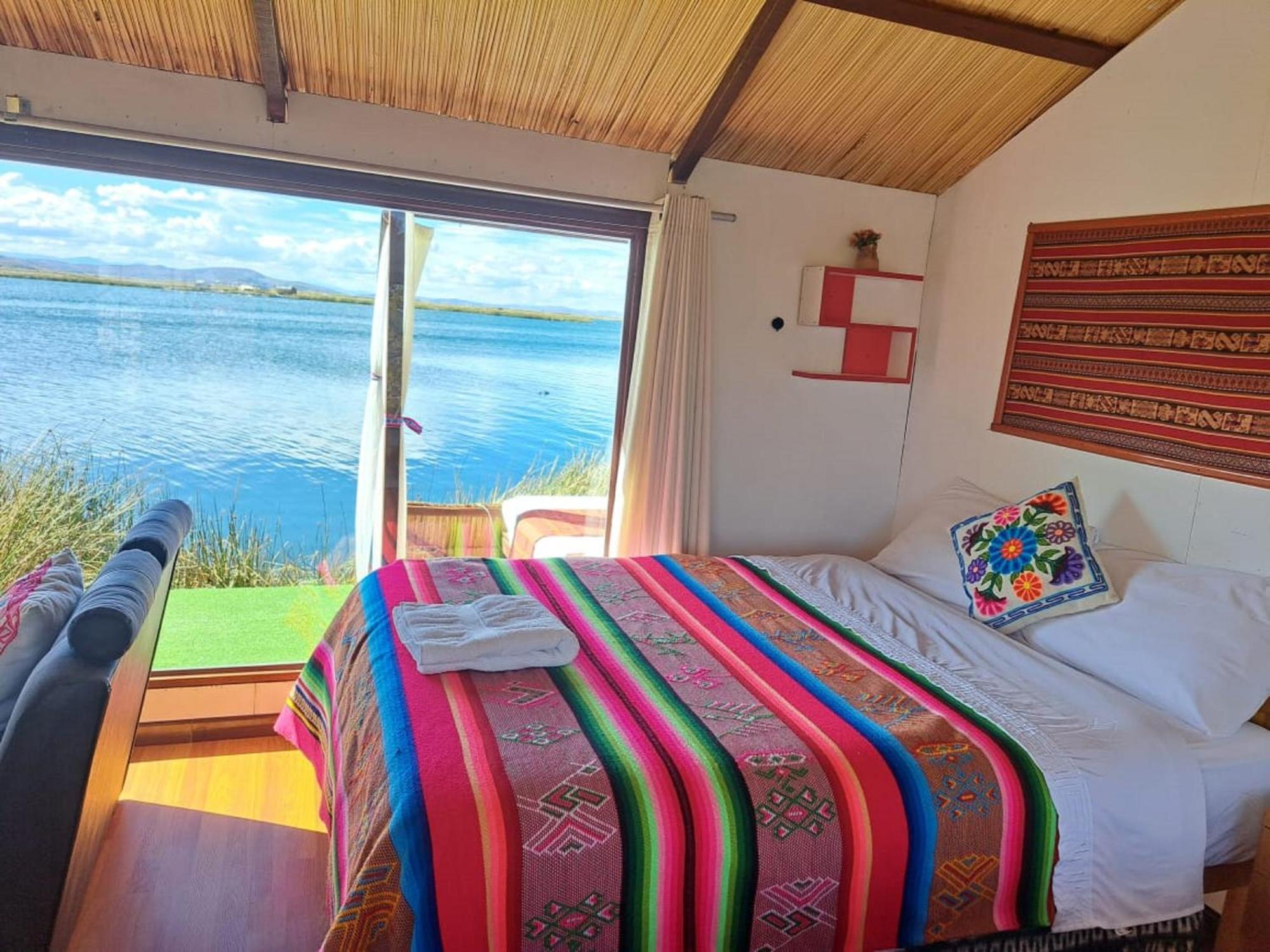Uros Aruma-Uro On Uros Floating Islands Hotel Puno Eksteriør billede